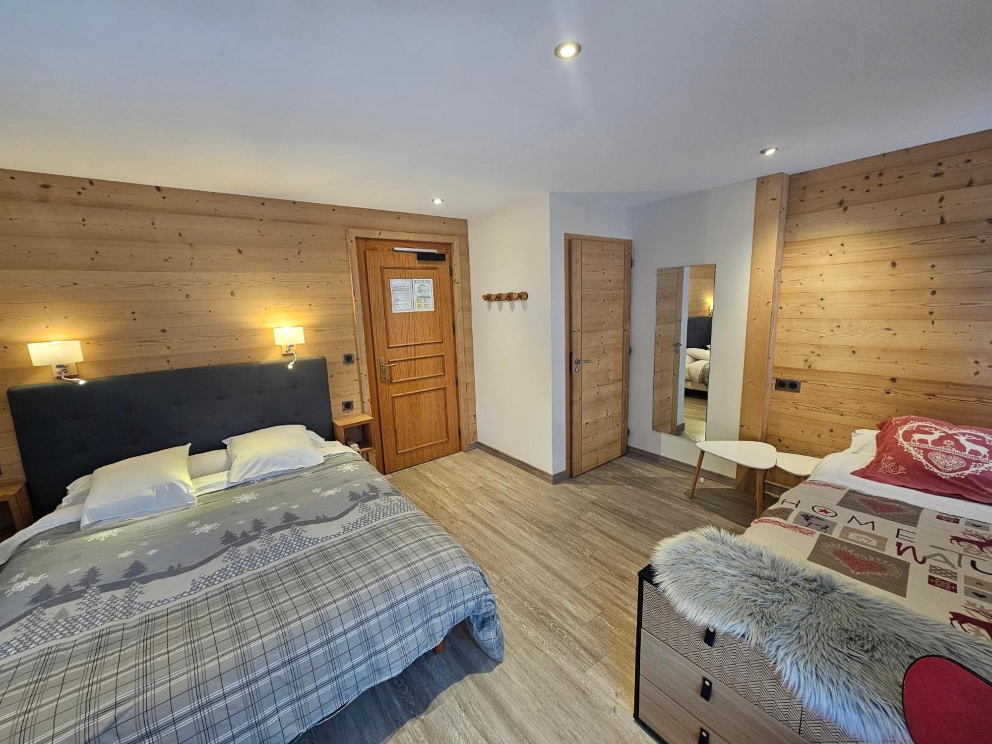 Hotel Plein Soleil Vacheresse Kültér fotó