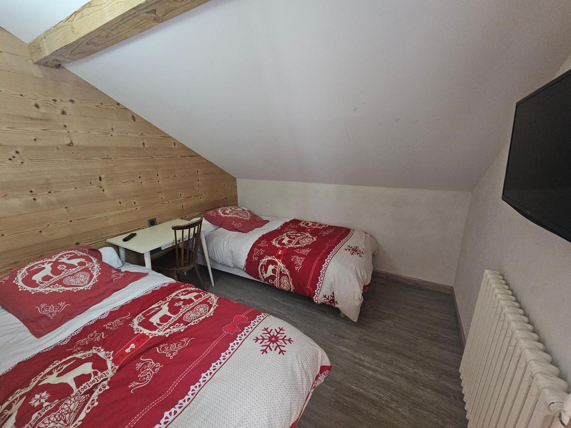 Hotel Plein Soleil Vacheresse Kültér fotó