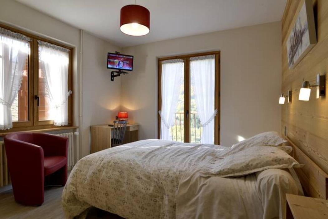 Hotel Plein Soleil Vacheresse Kültér fotó