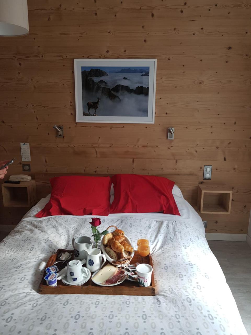 Hotel Plein Soleil Vacheresse Kültér fotó