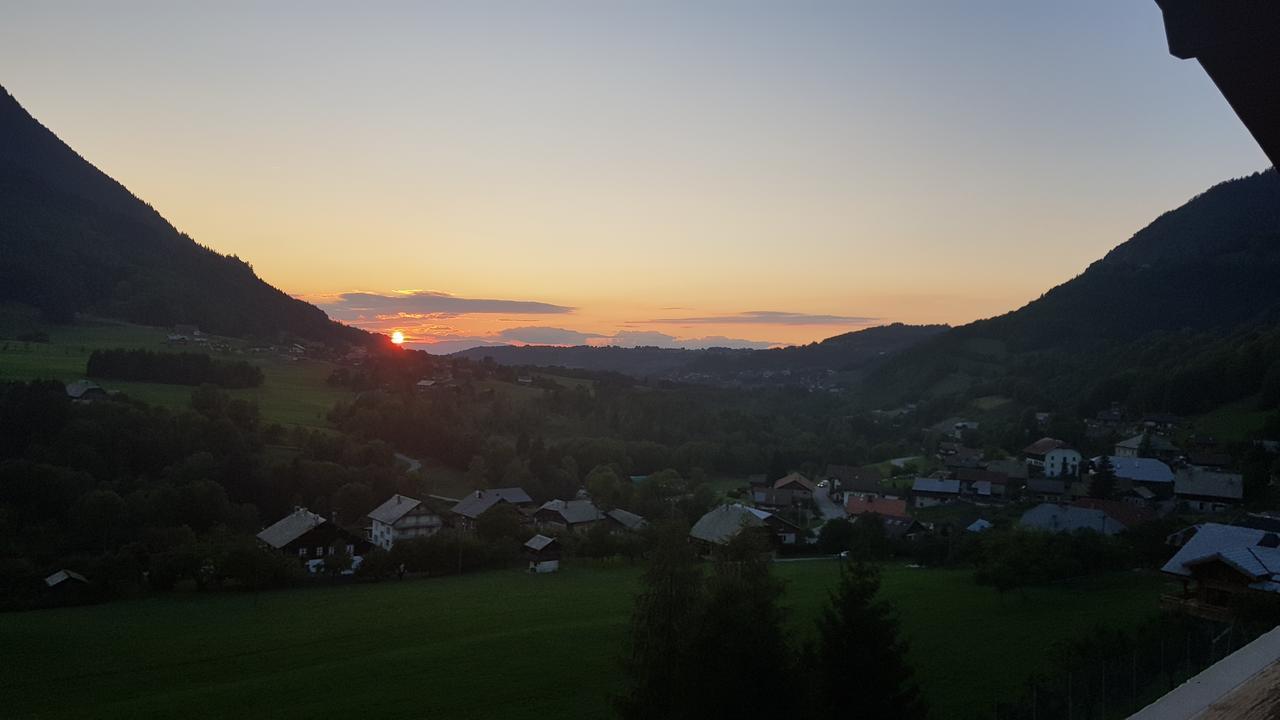 Hotel Plein Soleil Vacheresse Kültér fotó